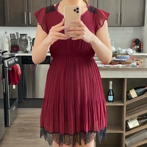 Burgundy flirty dress with lace trim